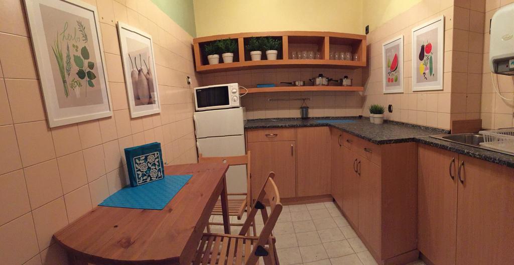 Budget Apartment By Hi5 - Vaci Street 44 Будапешт Экстерьер фото